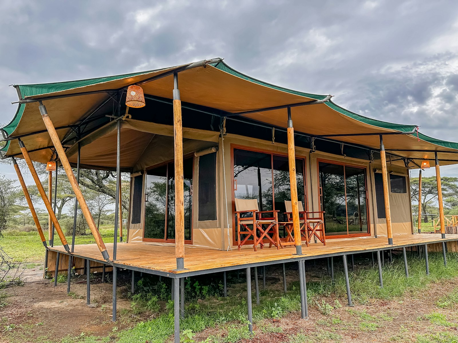Safari tent